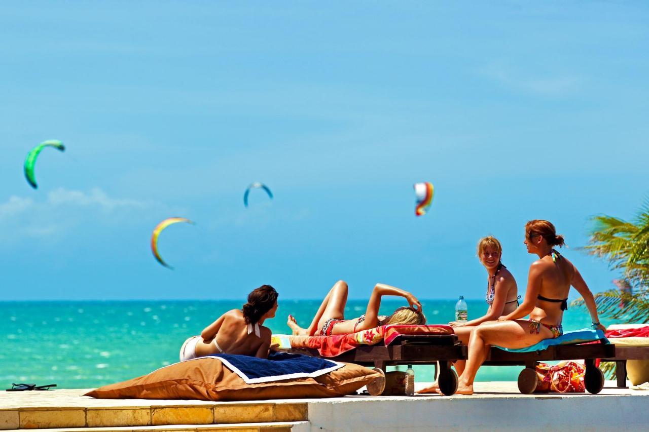 Windtown Beach Hotel กุมบูกุ ภายนอก รูปภาพ